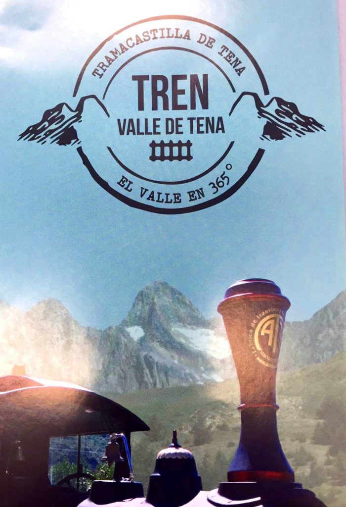 Descubre el valle en 360º con el tren turístico del Valle de Tena