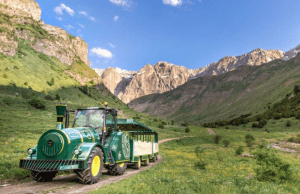 El tren valle de Tena empieza la temporada estival